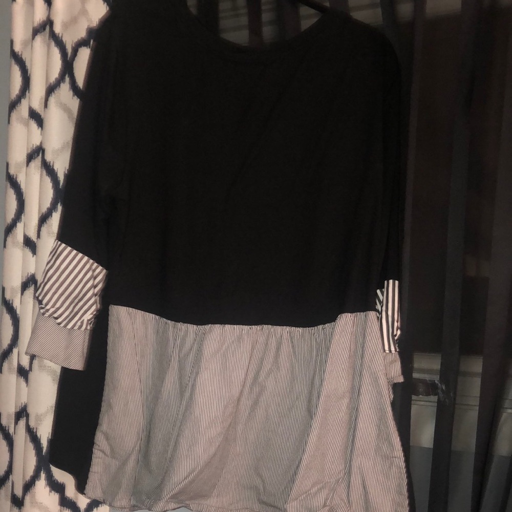 Perfect dress shirt for the office.